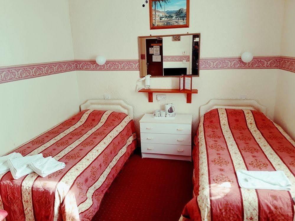 Malvern Hotel Сэнддаун Экстерьер фото